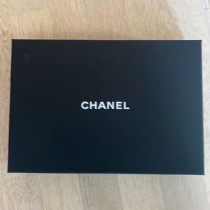 Chanel bag box
